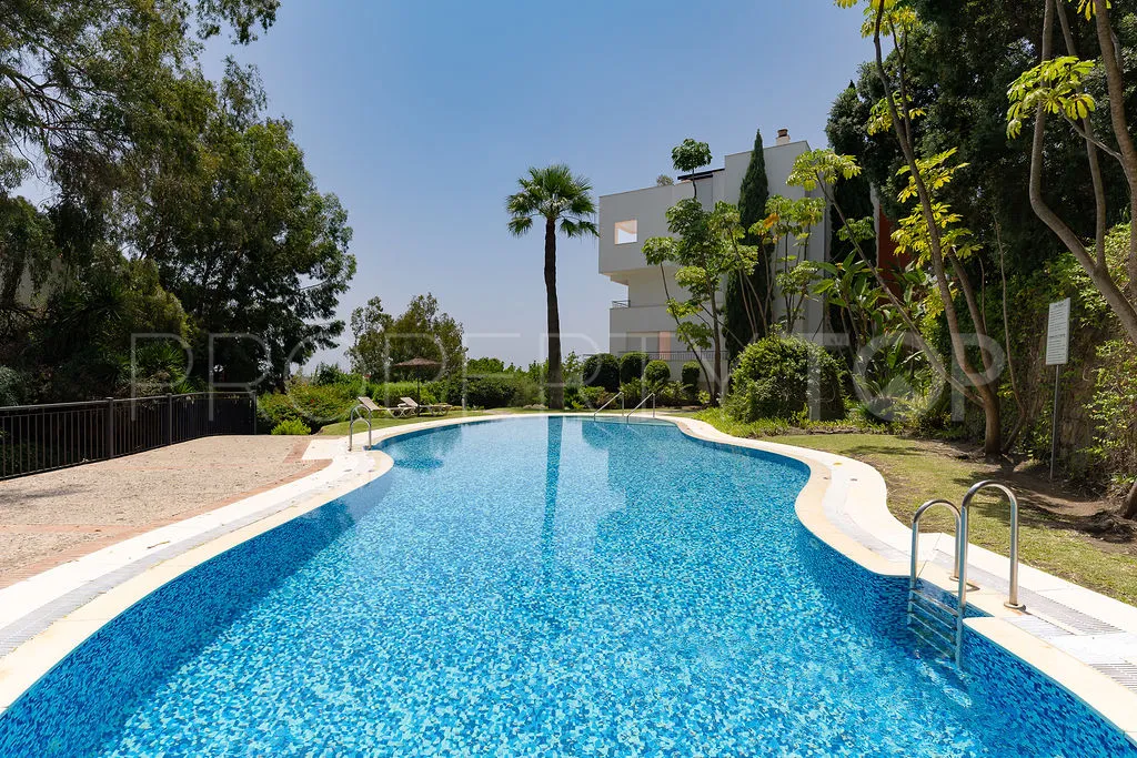 Buy 3 bedrooms penthouse in La Quinta