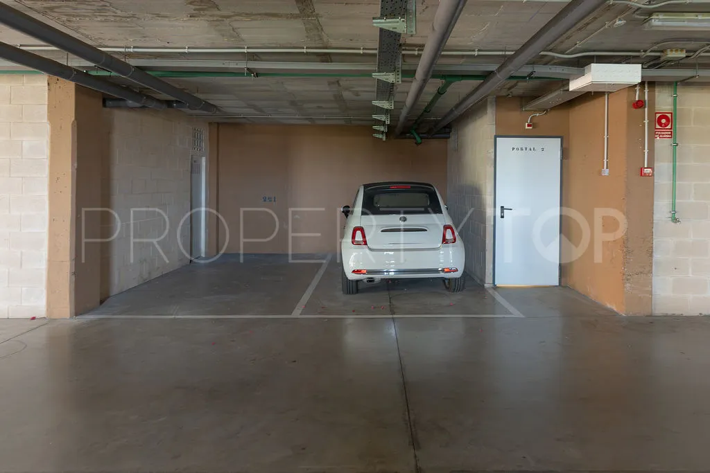 Buy 3 bedrooms penthouse in La Quinta