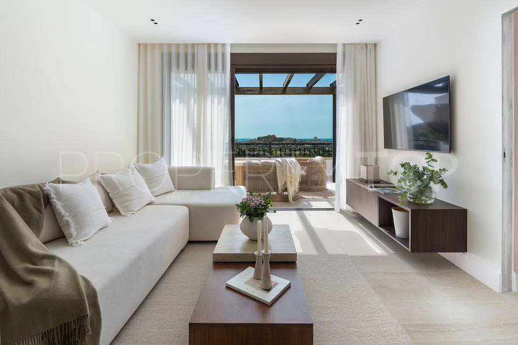 Buy 3 bedrooms penthouse in La Quinta