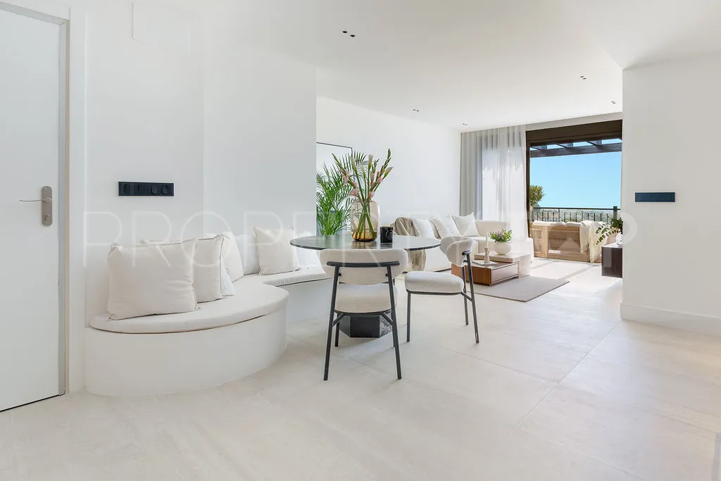 Buy 3 bedrooms penthouse in La Quinta