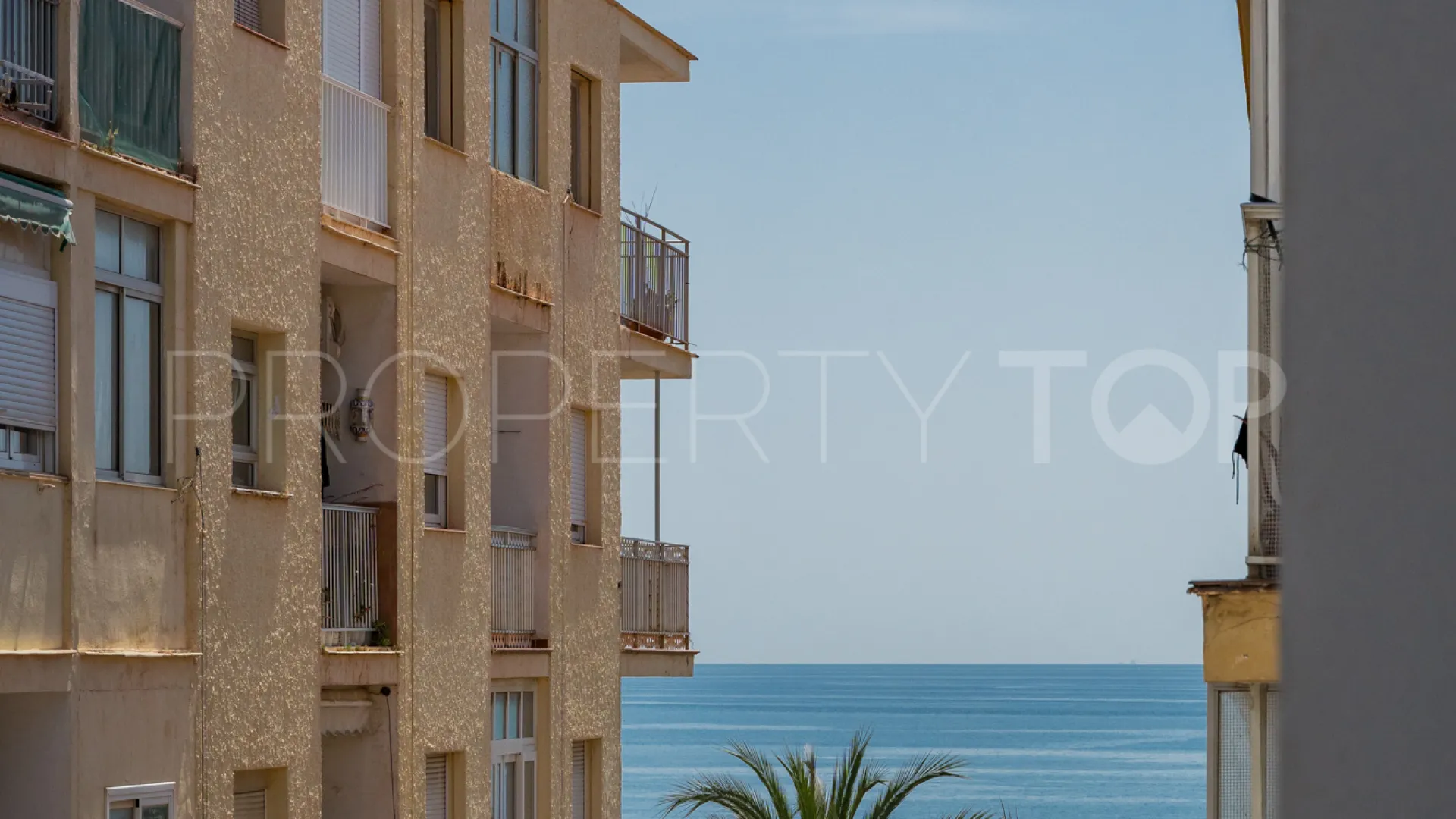2 bedrooms apartment in Estepona Centre for sale
