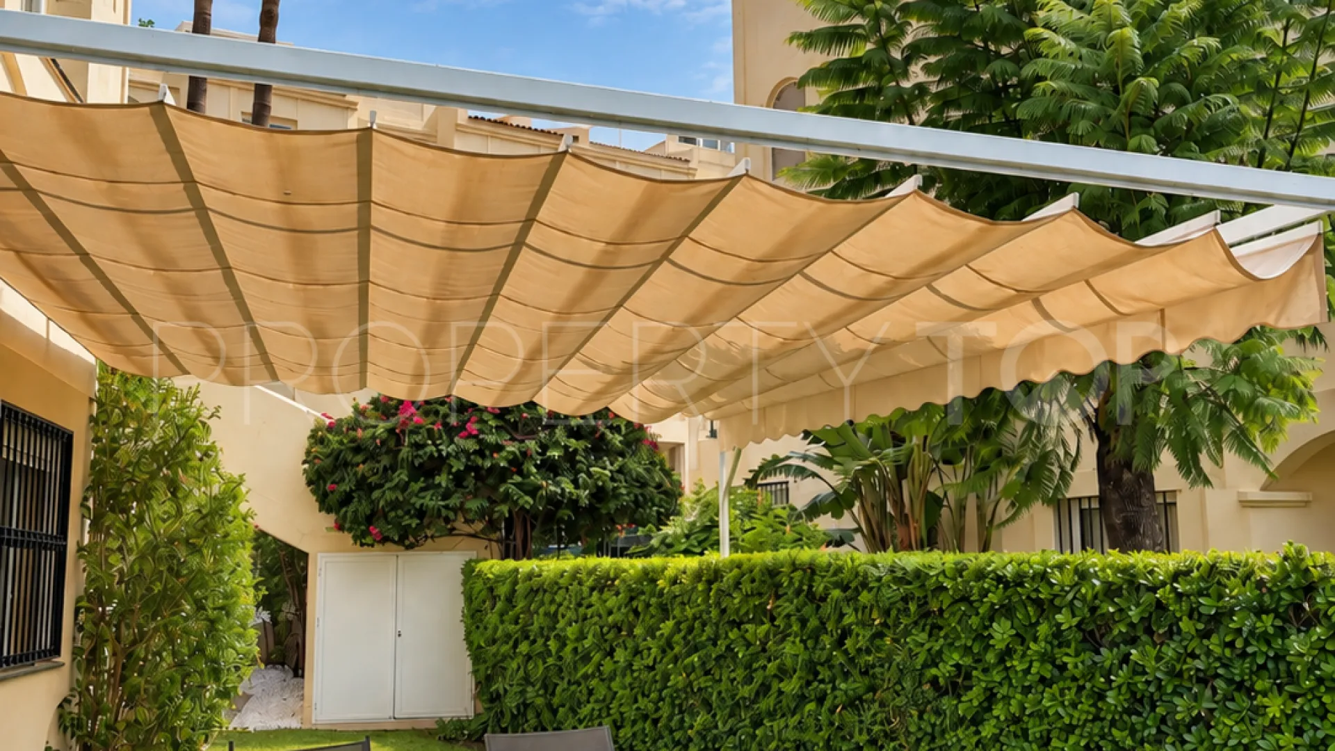 La Quinta, apartamento planta baja con 3 dormitorios a la venta