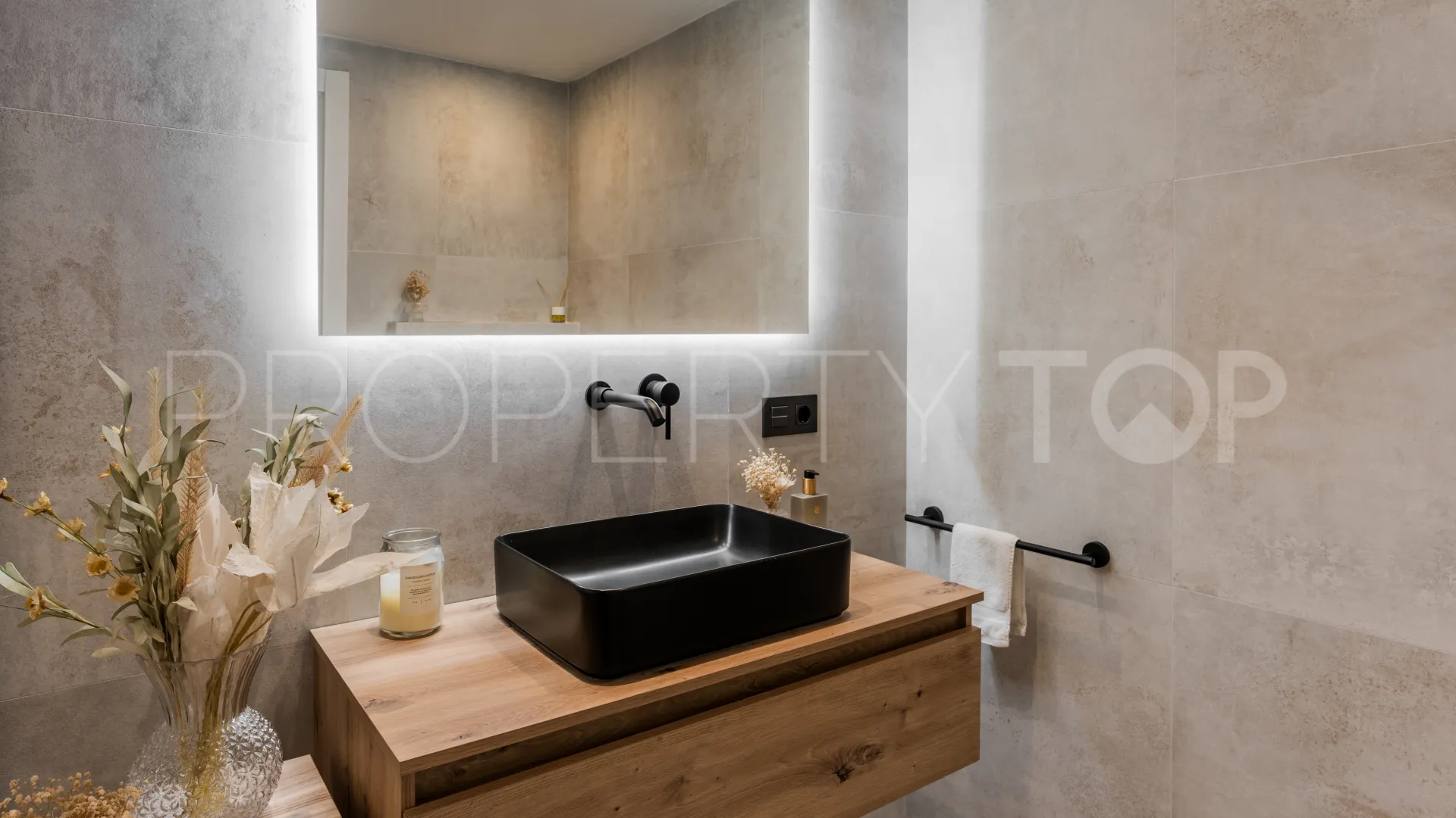 Apartamento planta baja de 3 dormitorios en venta en La Quinta