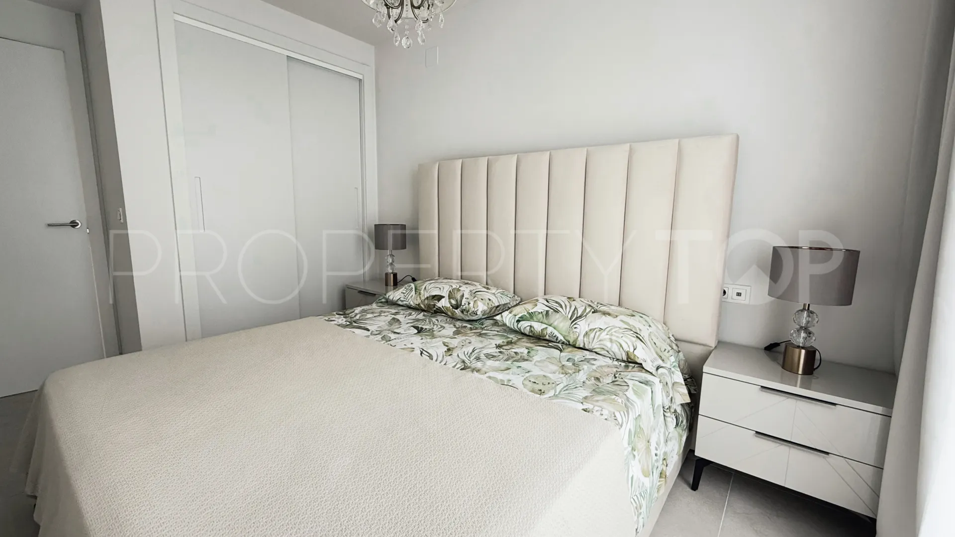 Comprar duplex en Artola con 3 dormitorios