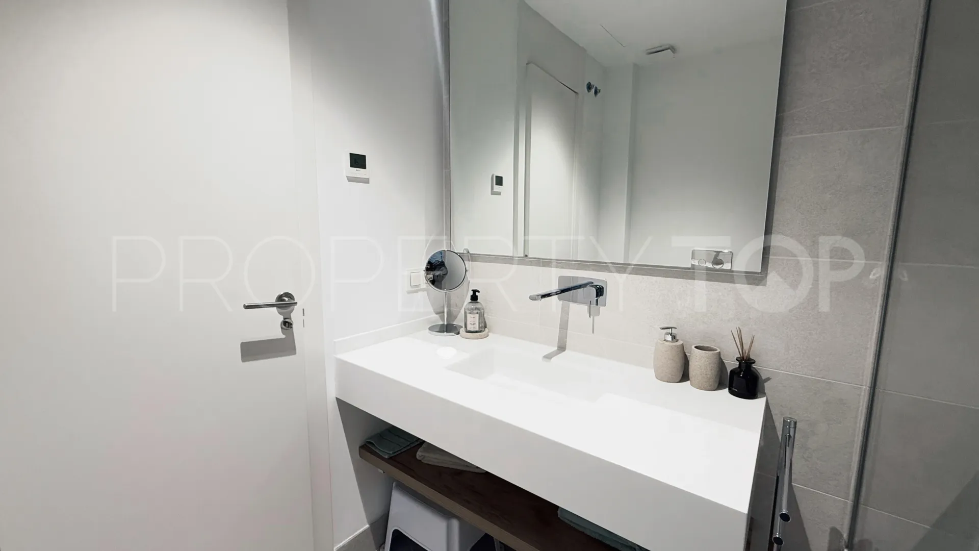 Comprar duplex en Artola con 3 dormitorios