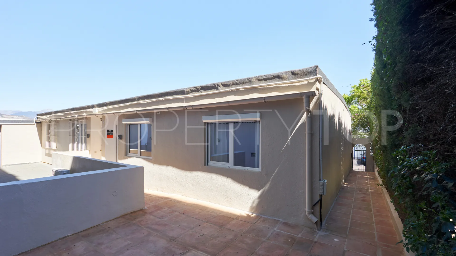 Nueva Andalucia apartment for sale