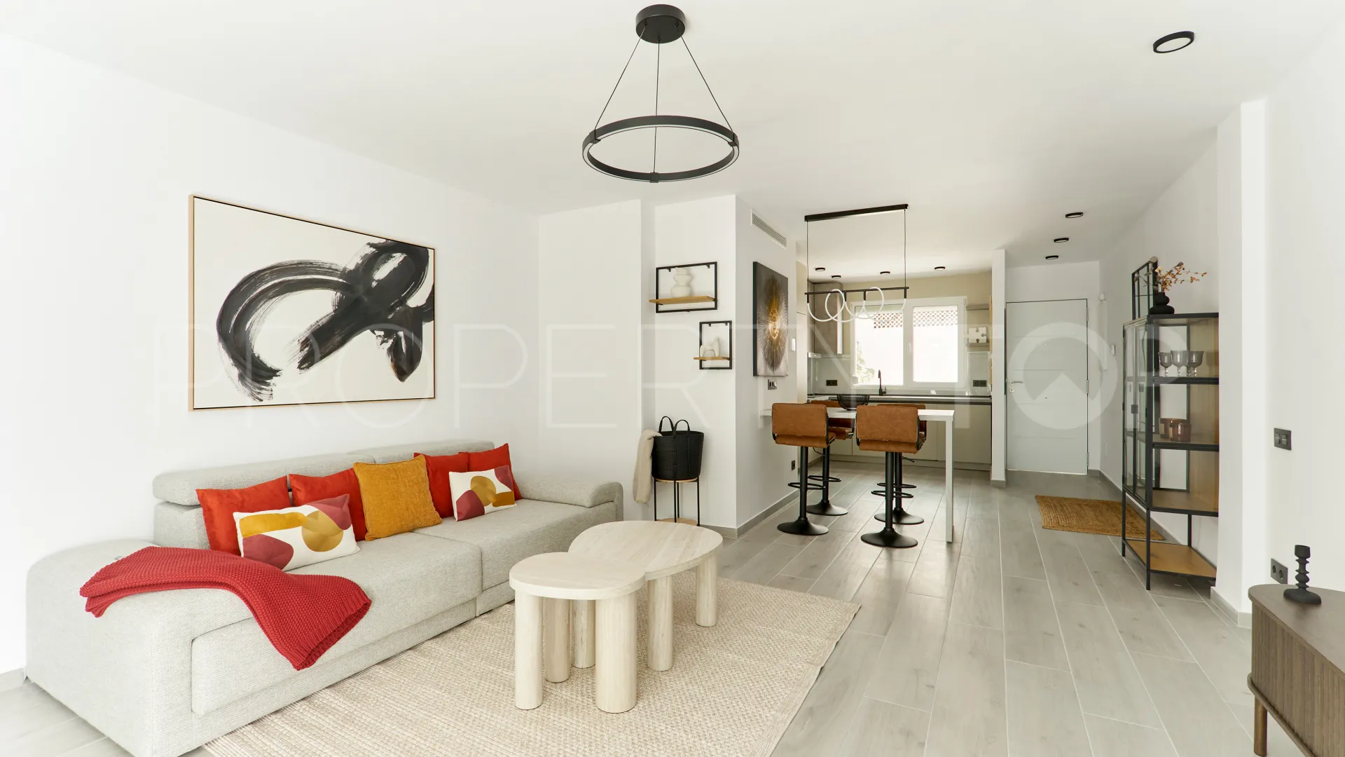 Nueva Andalucia apartment for sale