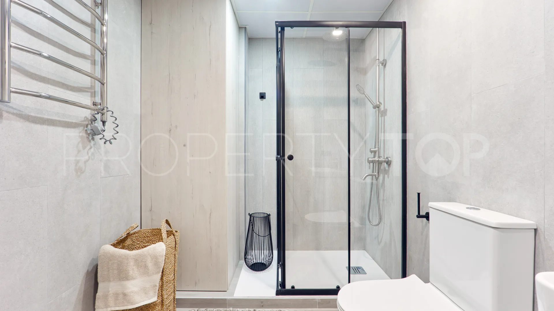 Nueva Andalucia apartment for sale