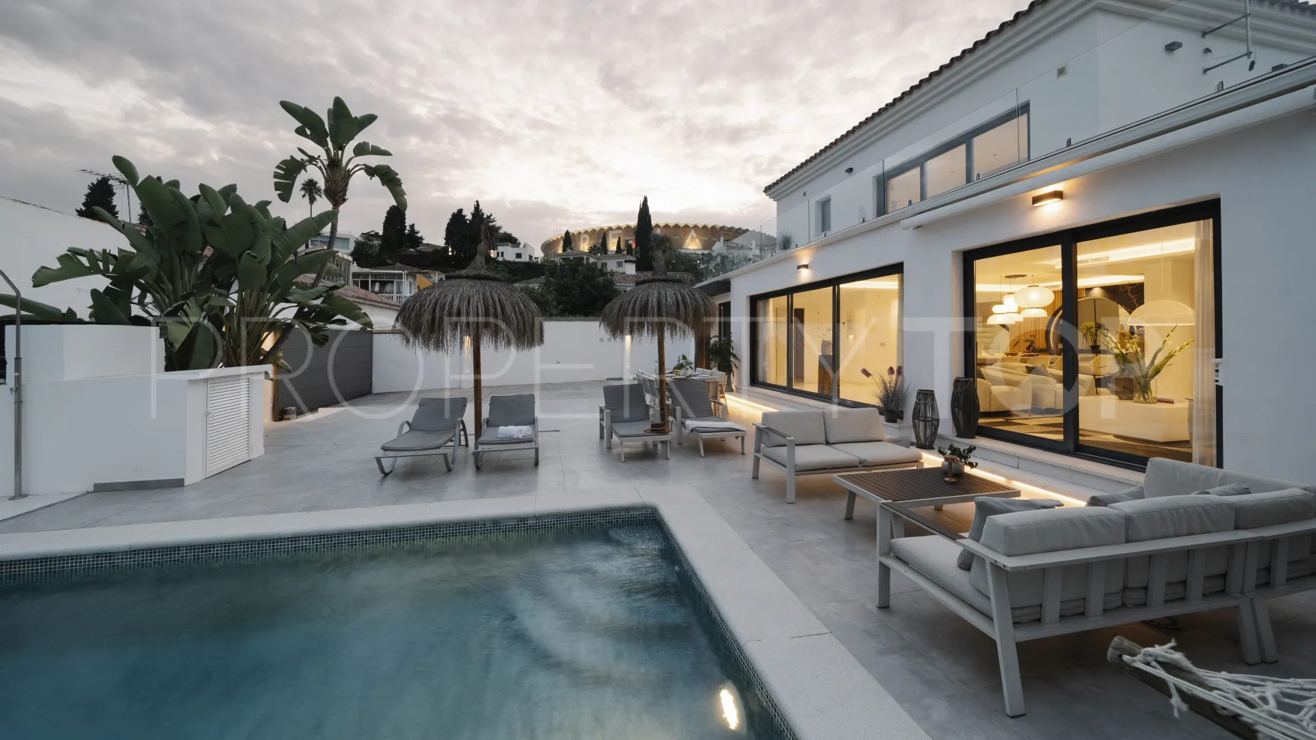 4 bedrooms villa in Nueva Andalucia for sale