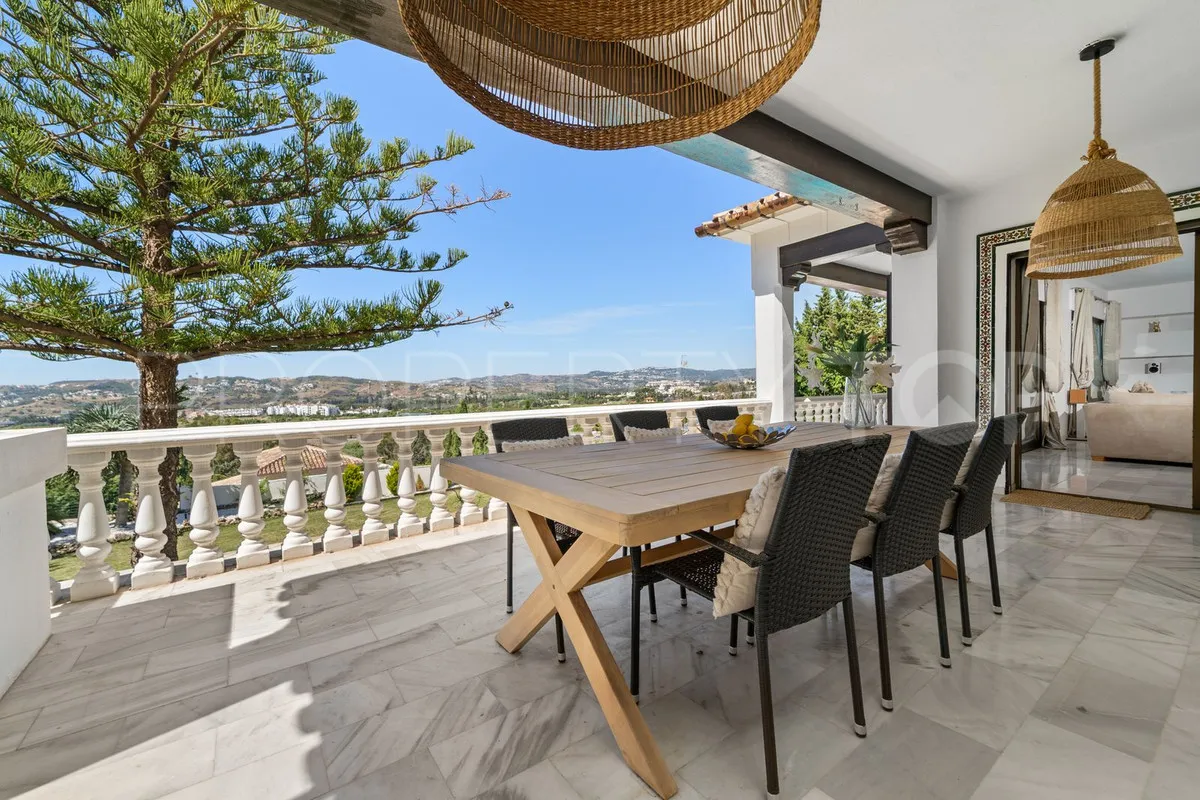 For sale 6 bedrooms villa in Mijas