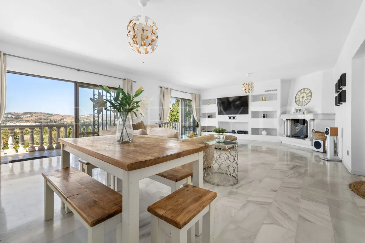 For sale 6 bedrooms villa in Mijas