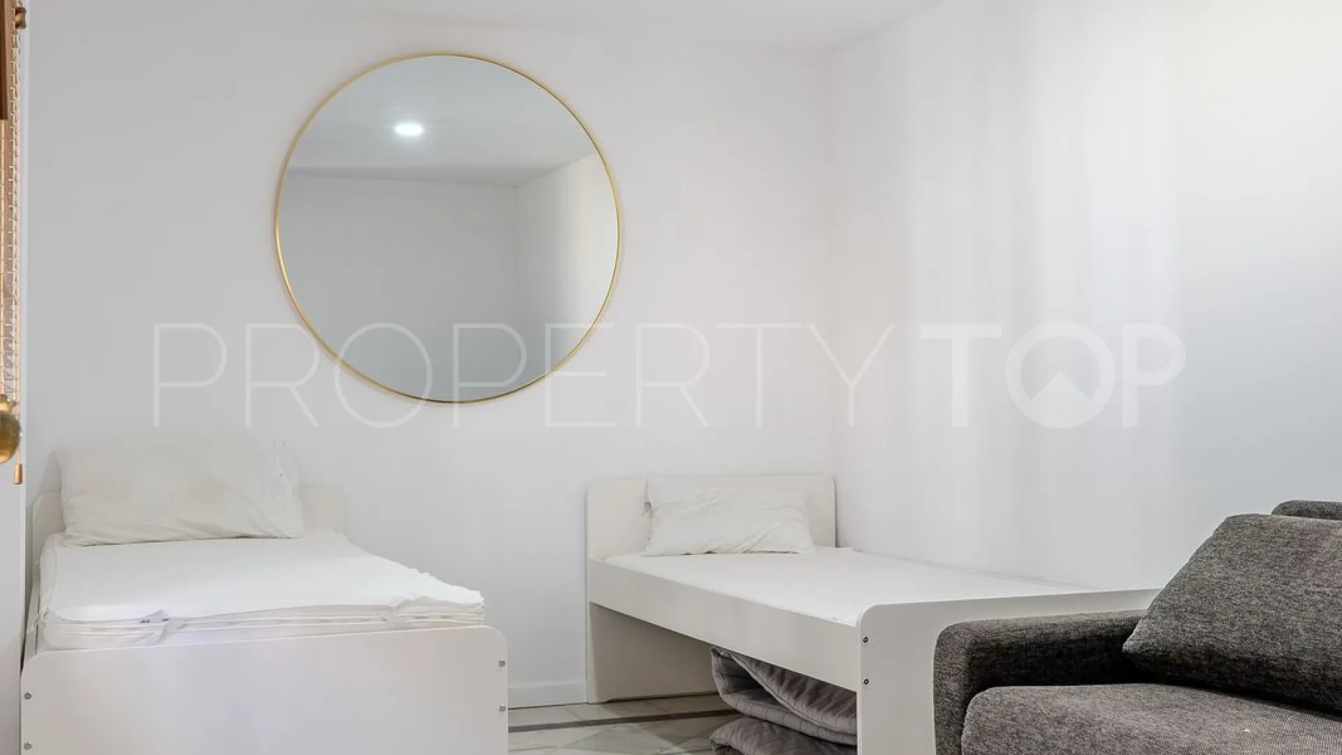 For sale 6 bedrooms villa in Mijas