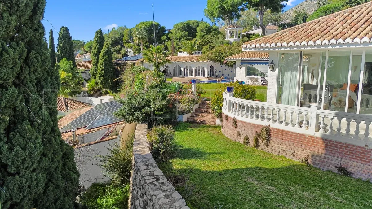For sale villa in Benalmadena with 5 bedrooms