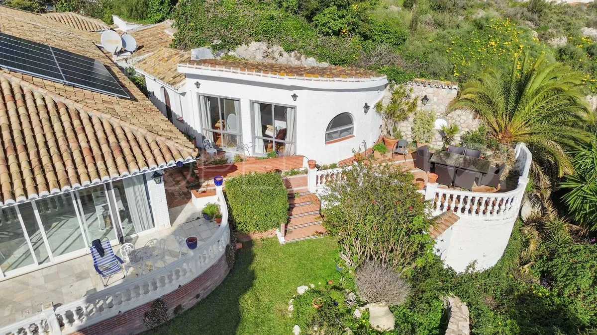 For sale villa in Benalmadena with 5 bedrooms