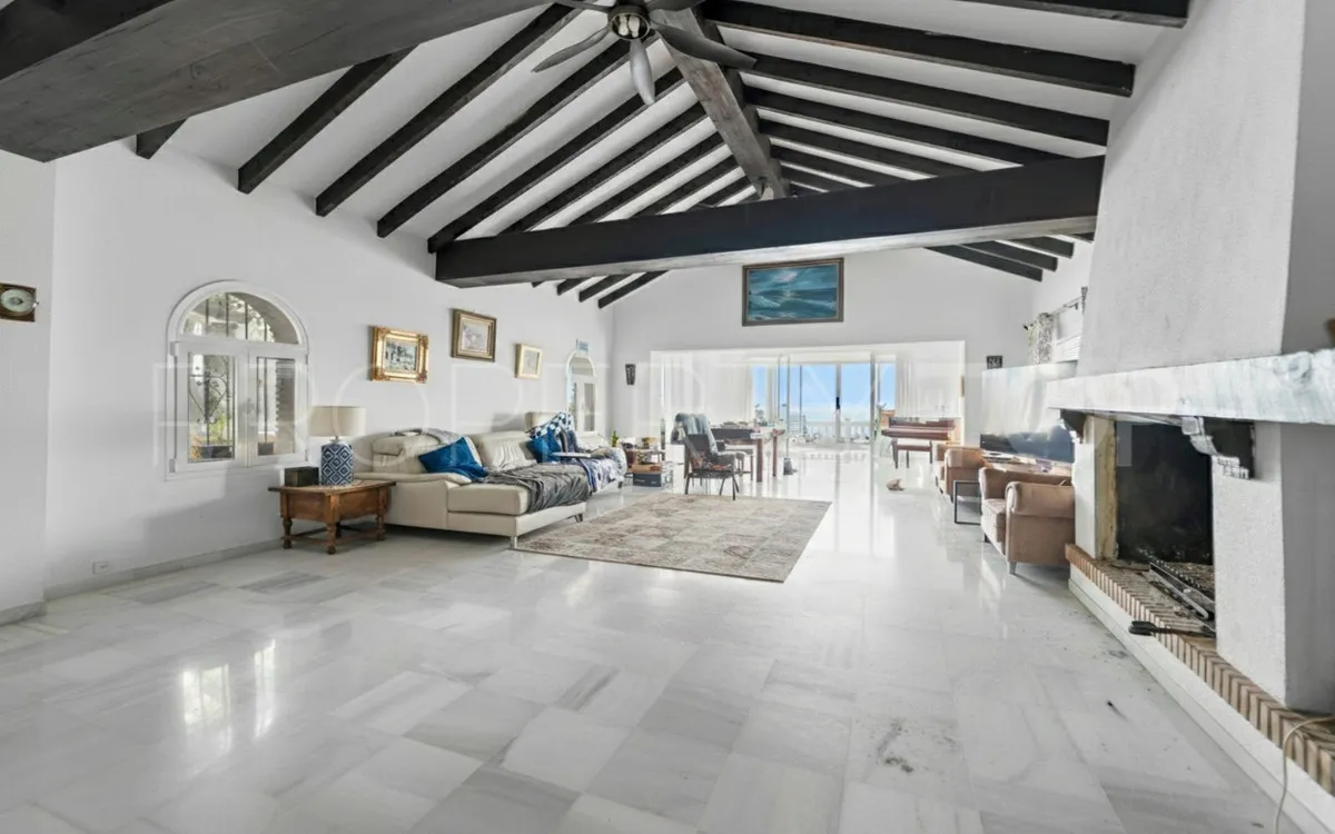 For sale villa in Benalmadena with 5 bedrooms