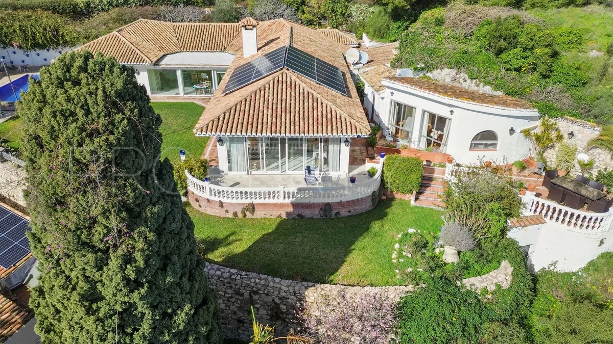 For sale villa in Benalmadena with 5 bedrooms