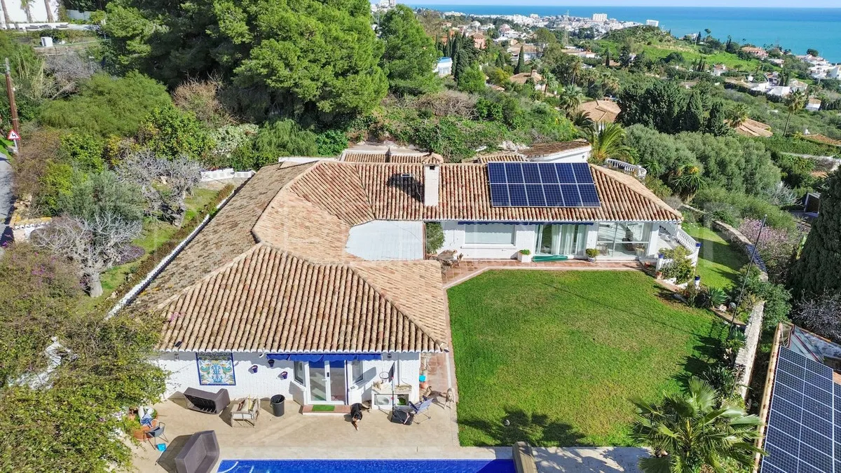 For sale villa in Benalmadena with 5 bedrooms