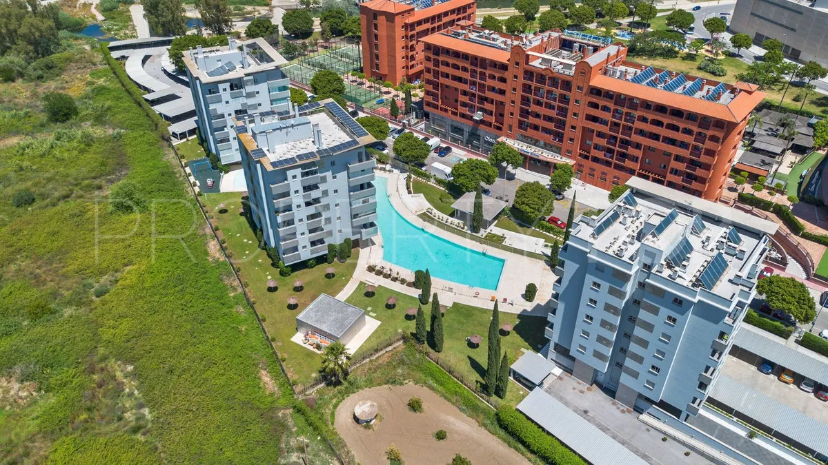Apartamento de 2 dormitorios en venta en Fuengirola