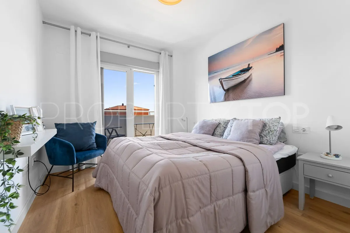 Apartamento de 2 dormitorios en venta en Fuengirola