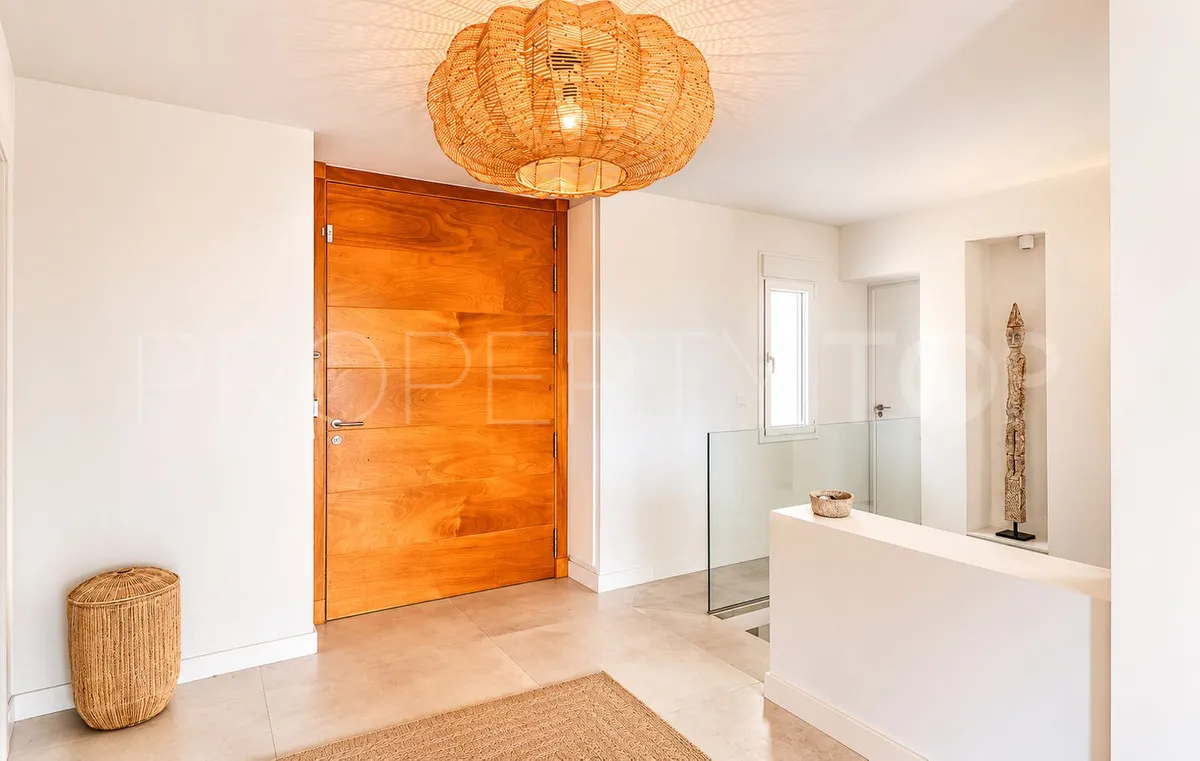 5 bedrooms villa in Torrequebrada for sale