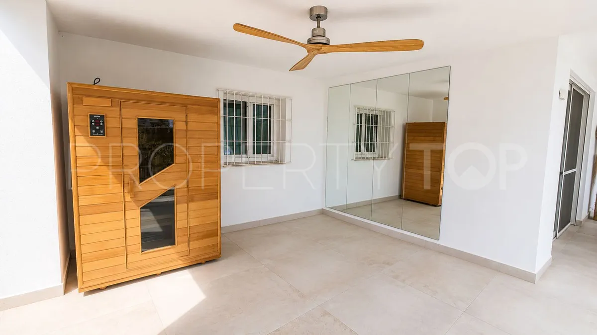 5 bedrooms villa in Torrequebrada for sale