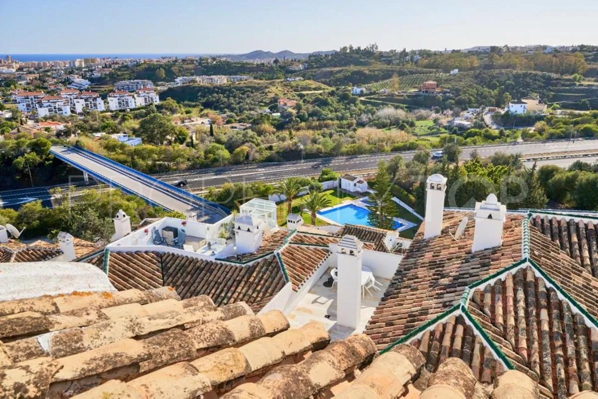 For sale 2 bedrooms apartment in Mijas