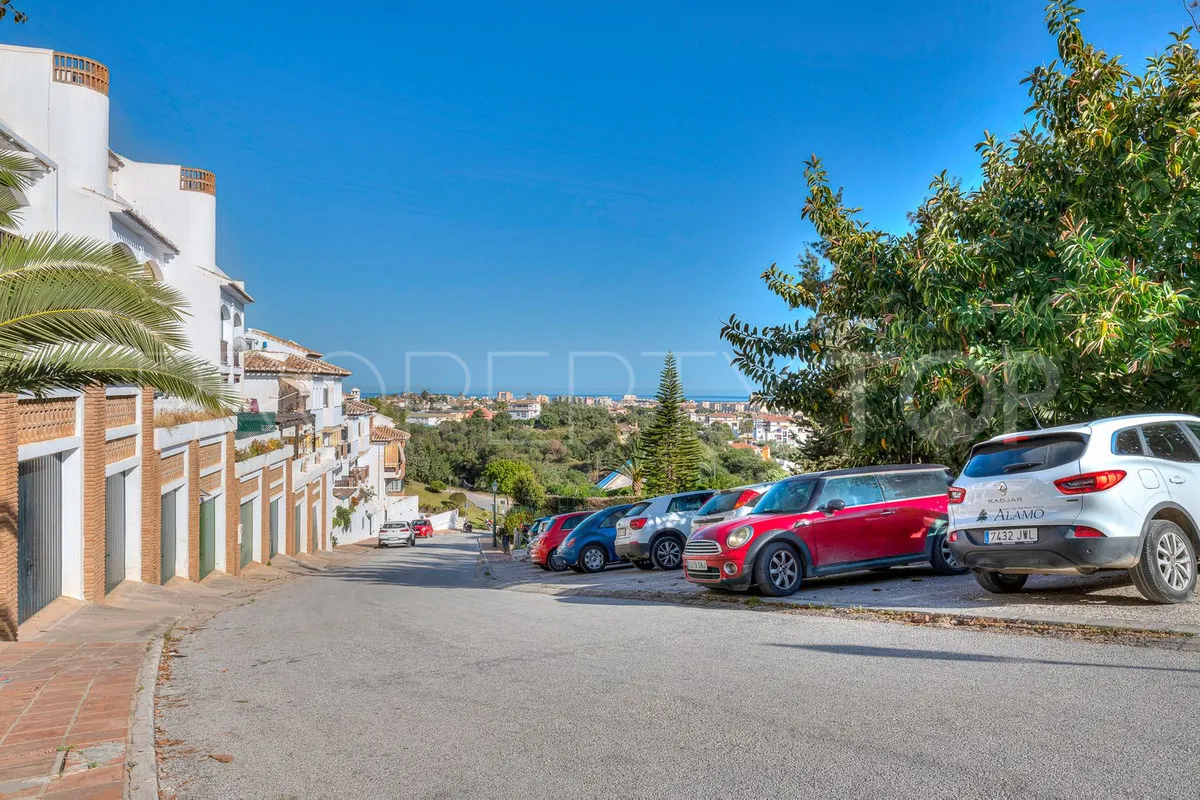 For sale 2 bedrooms apartment in Mijas