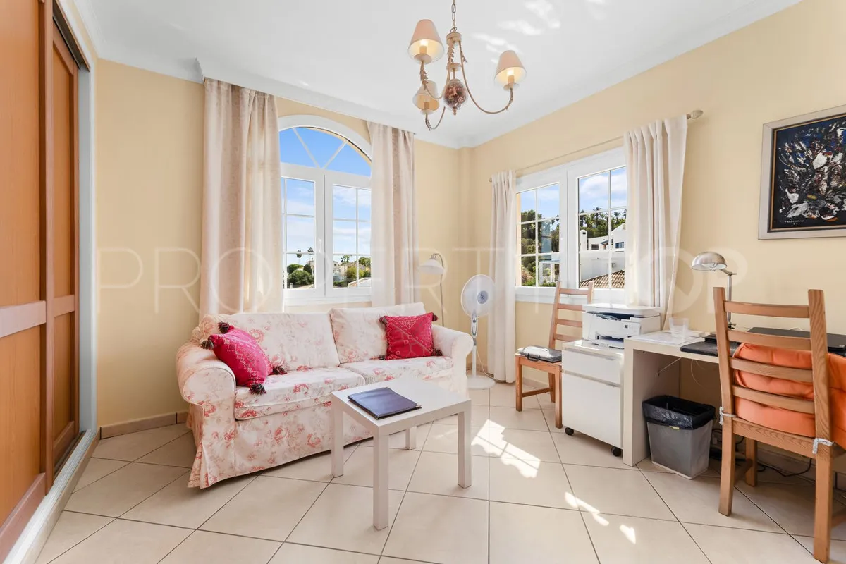 For sale Mijas villa with 4 bedrooms