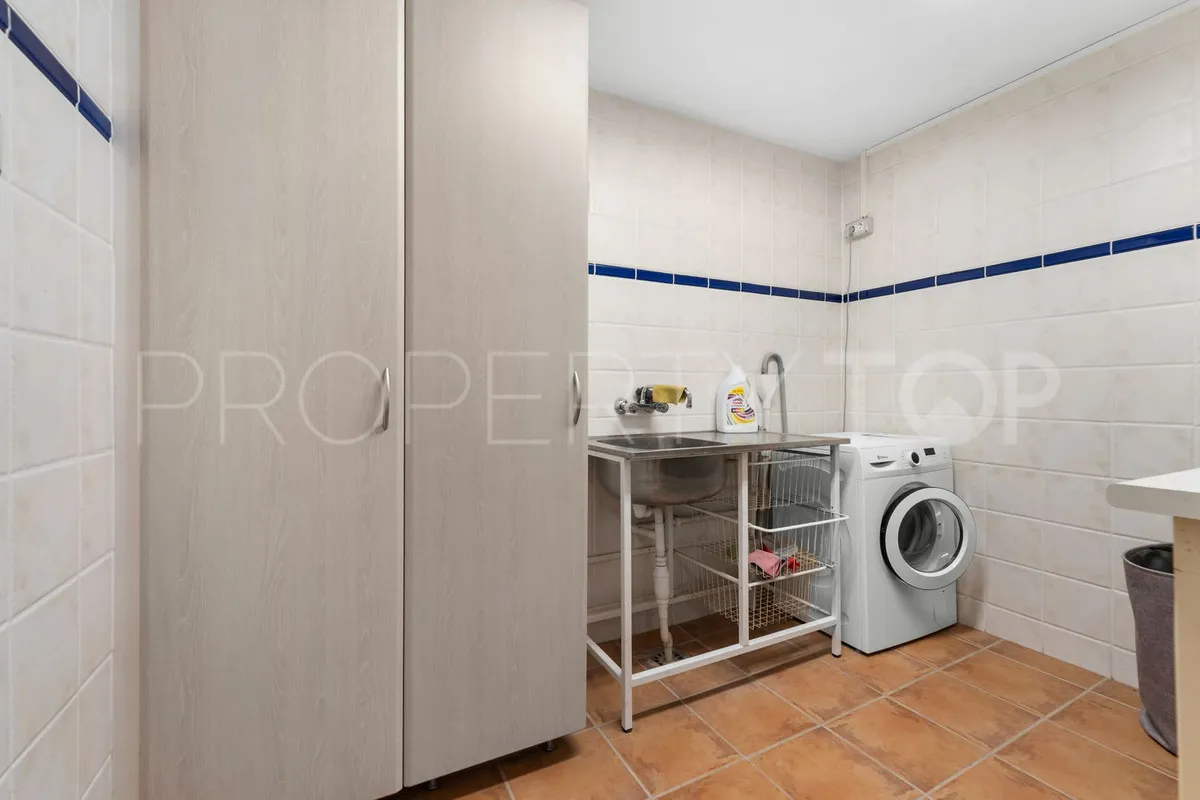 For sale Mijas villa with 4 bedrooms