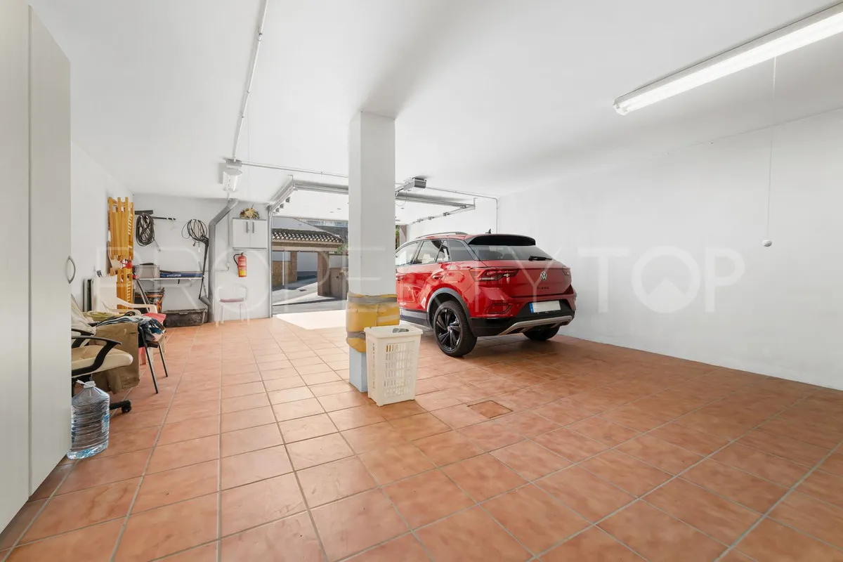 For sale Mijas villa with 4 bedrooms