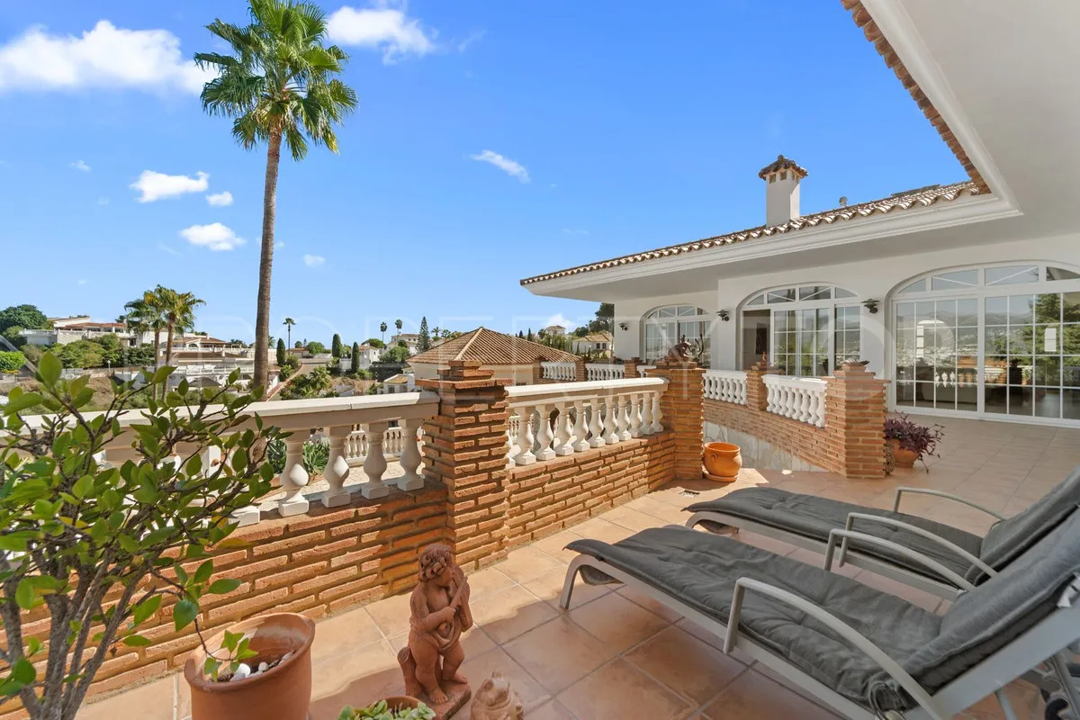 For sale Mijas villa with 4 bedrooms