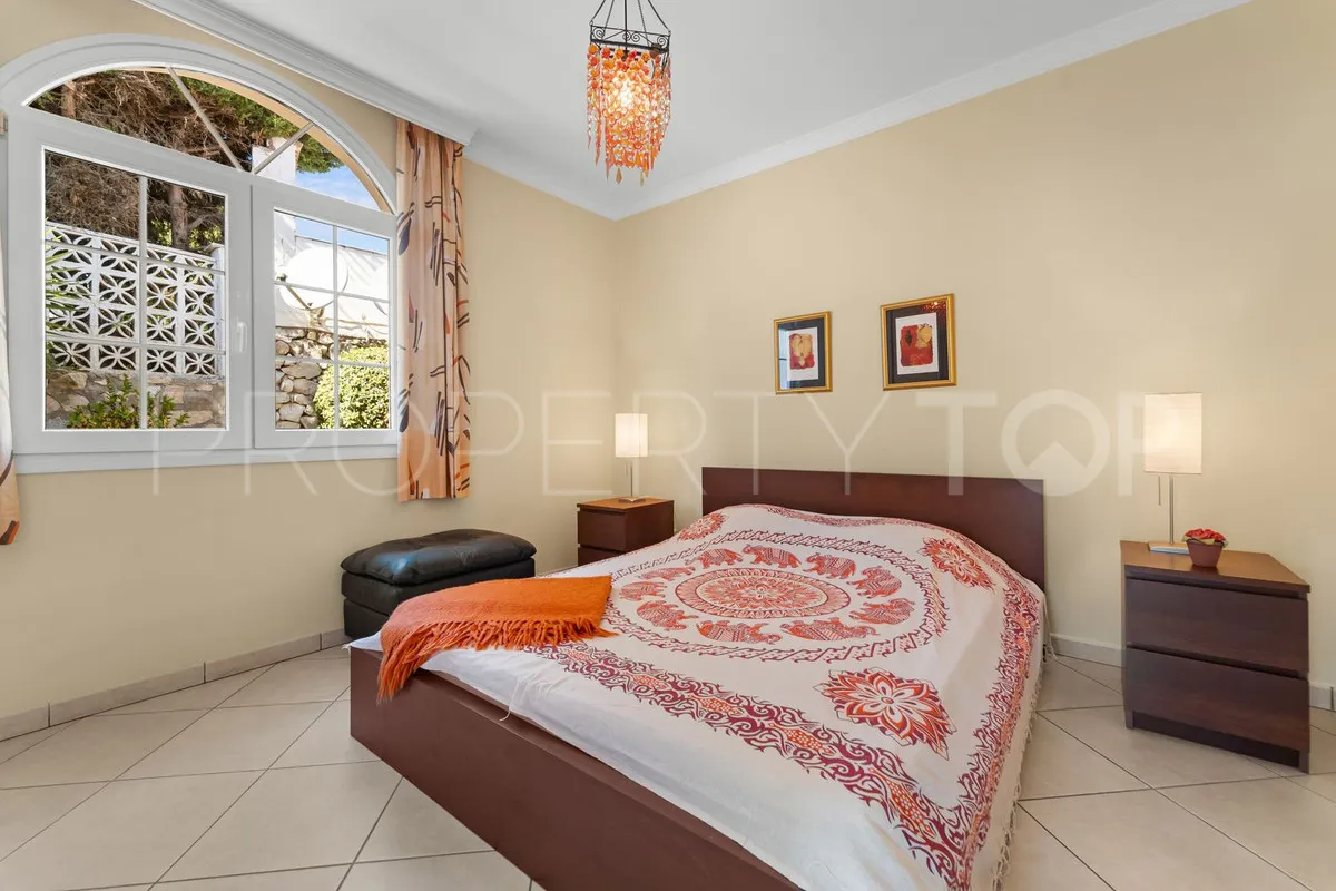 For sale Mijas villa with 4 bedrooms