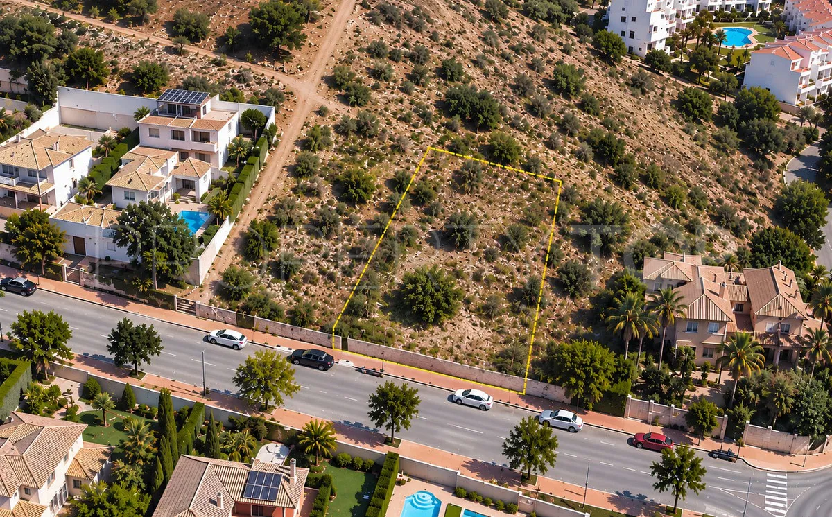 For sale plot in Torrequebrada