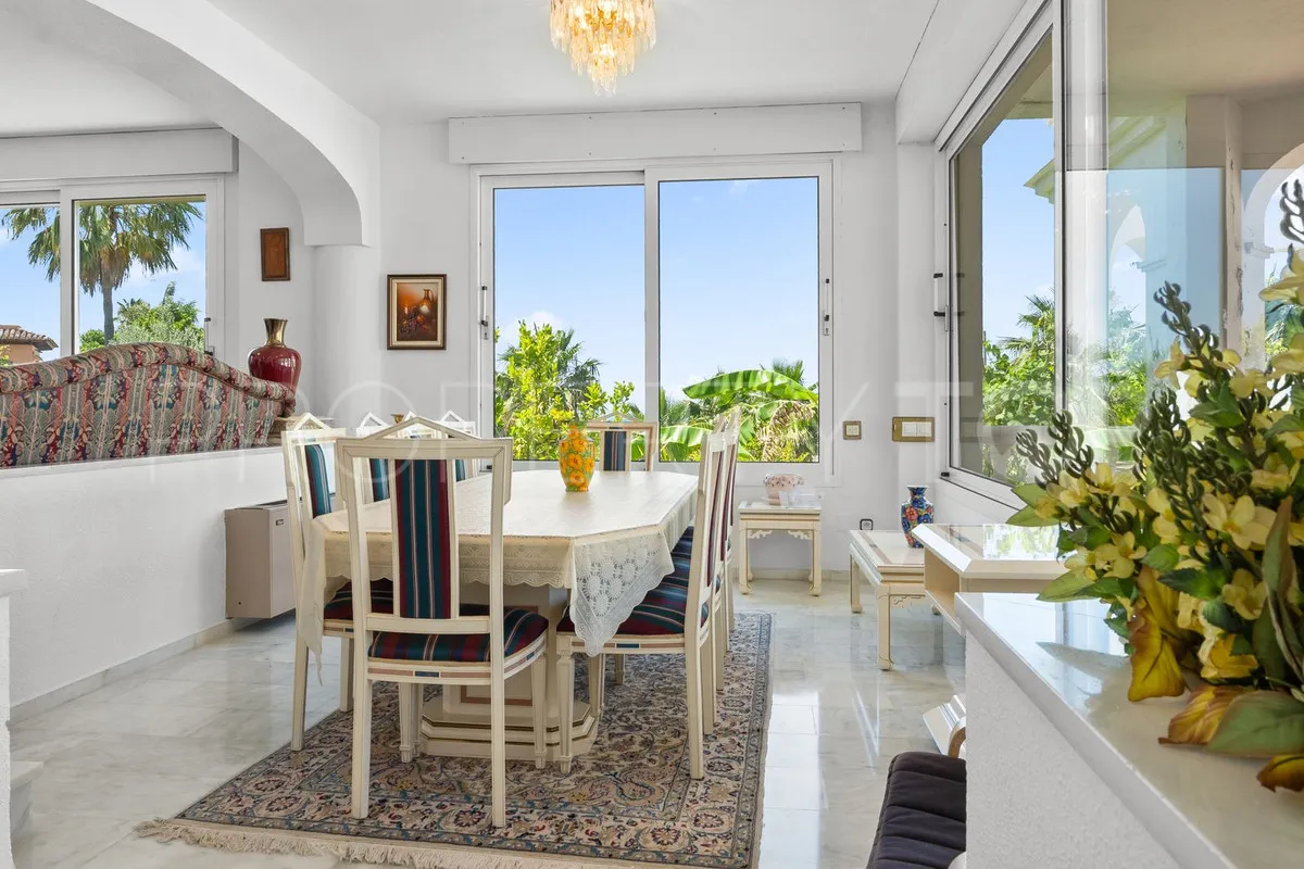 5 bedrooms villa in Torrequebrada for sale
