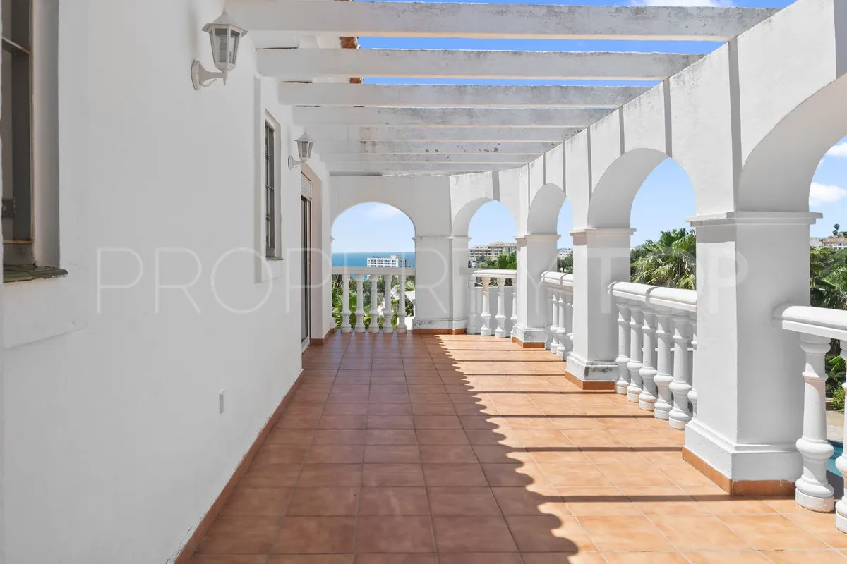 5 bedrooms villa in Torrequebrada for sale