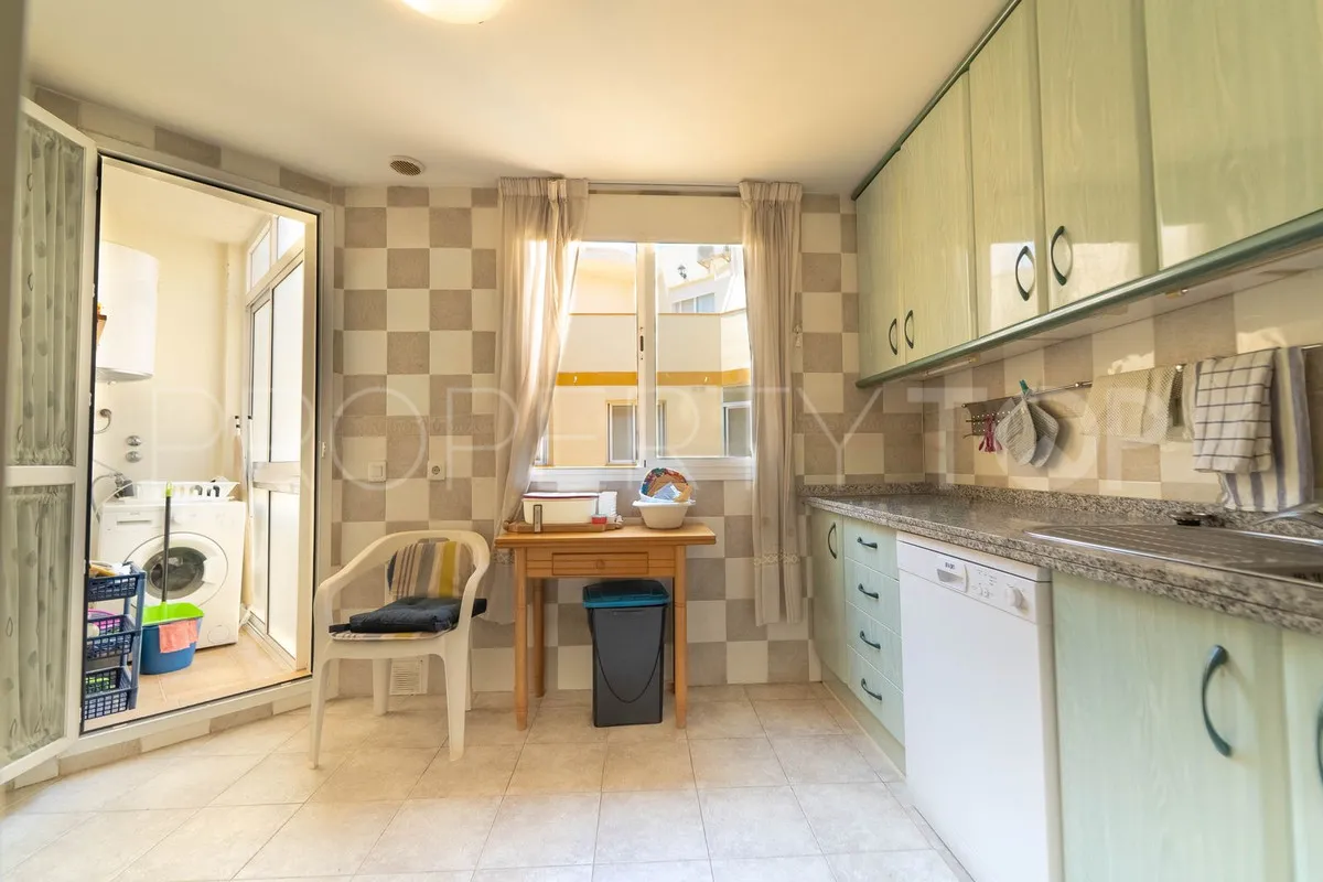 Fuengirola, apartamento con 3 dormitorios en venta