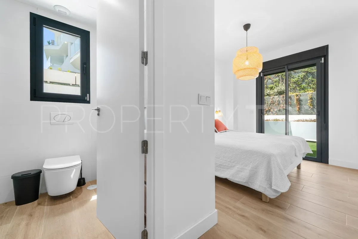 Apartamento planta baja en venta en Fuengirola