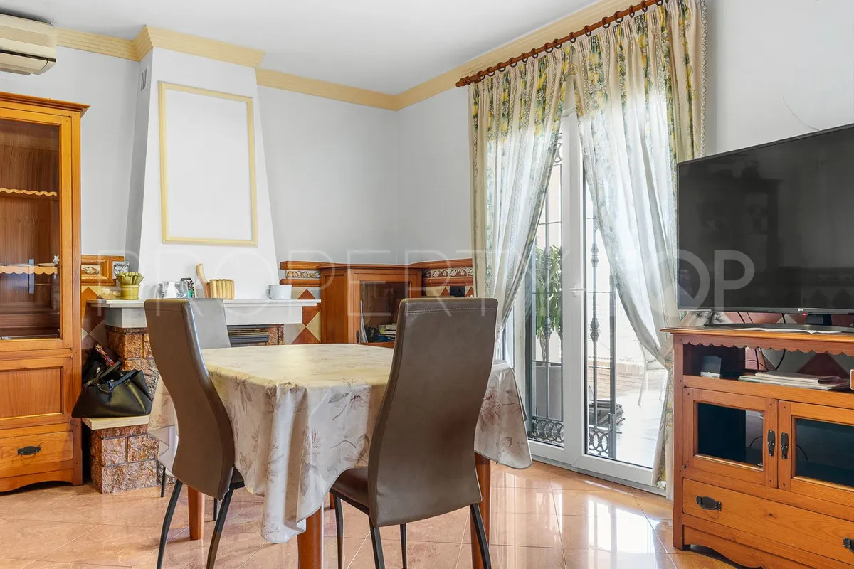 For sale Torrequebrada villa with 5 bedrooms
