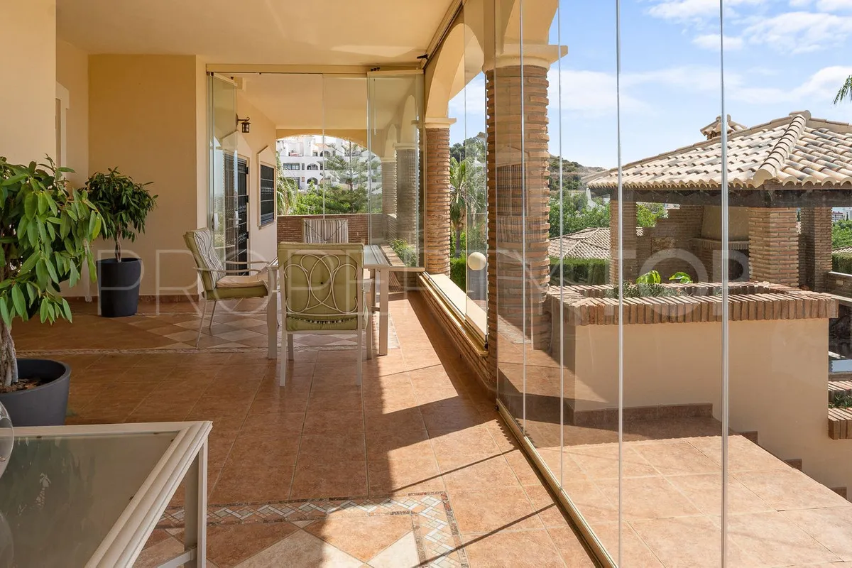 For sale Torrequebrada villa with 5 bedrooms