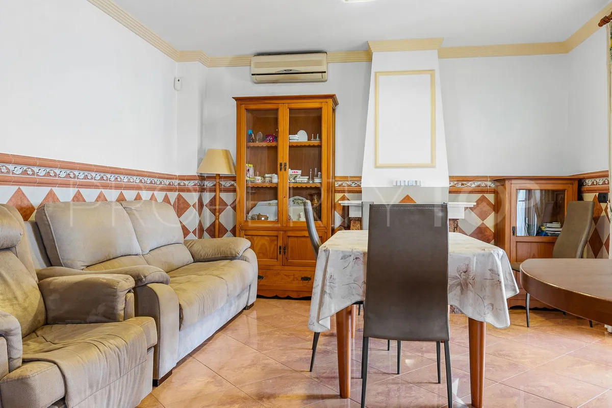 For sale Torrequebrada villa with 5 bedrooms