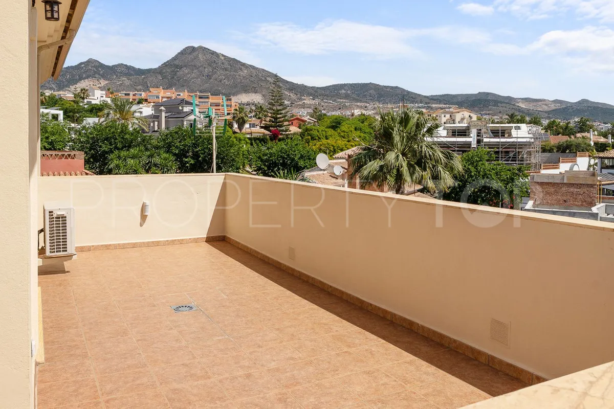 For sale Torrequebrada villa with 5 bedrooms