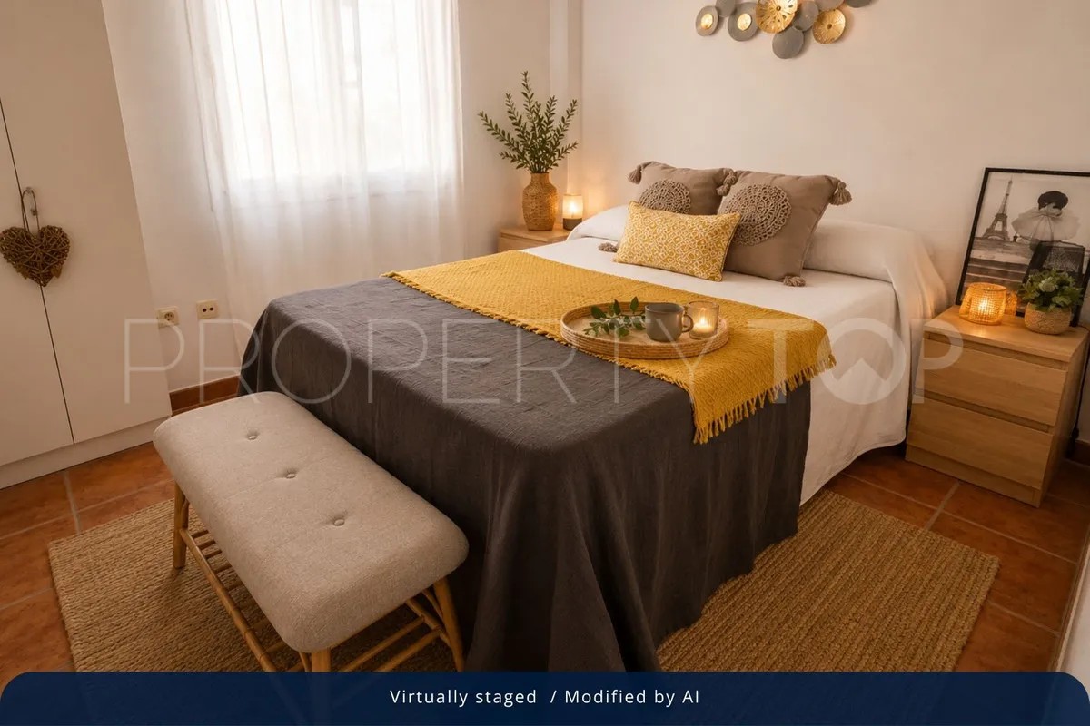 Villa for sale in Torrequebrada with 5 bedrooms