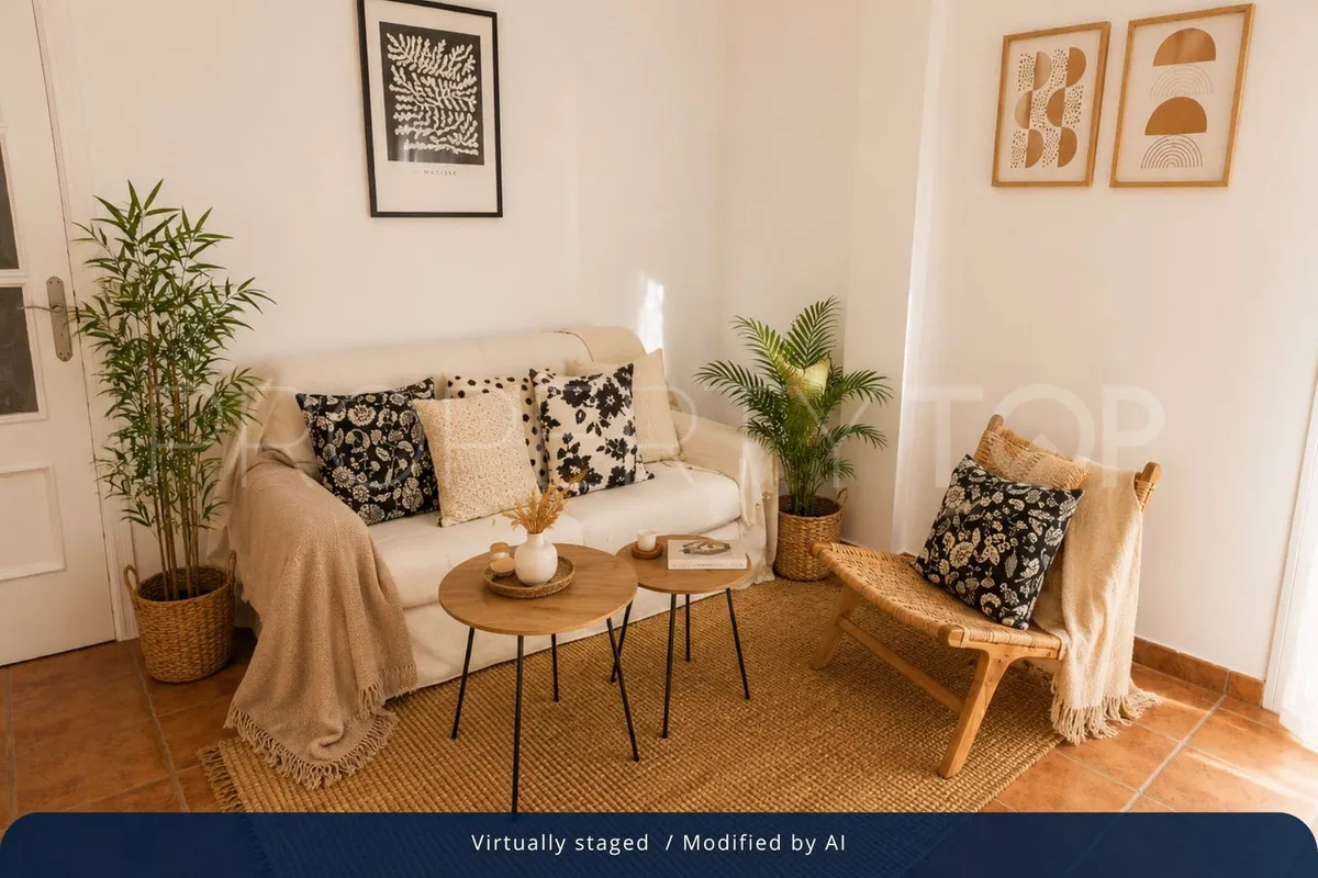 Villa for sale in Torrequebrada with 5 bedrooms