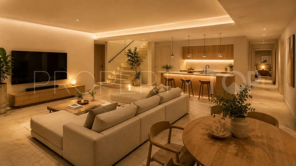 Villa en venta en Torrequebrada con 6 dormitorios