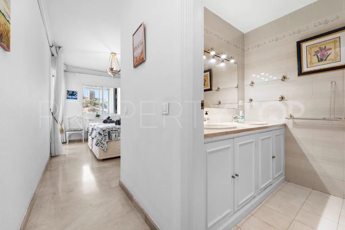 Se vende apartamento en Fuengirola de 2 dormitorios
