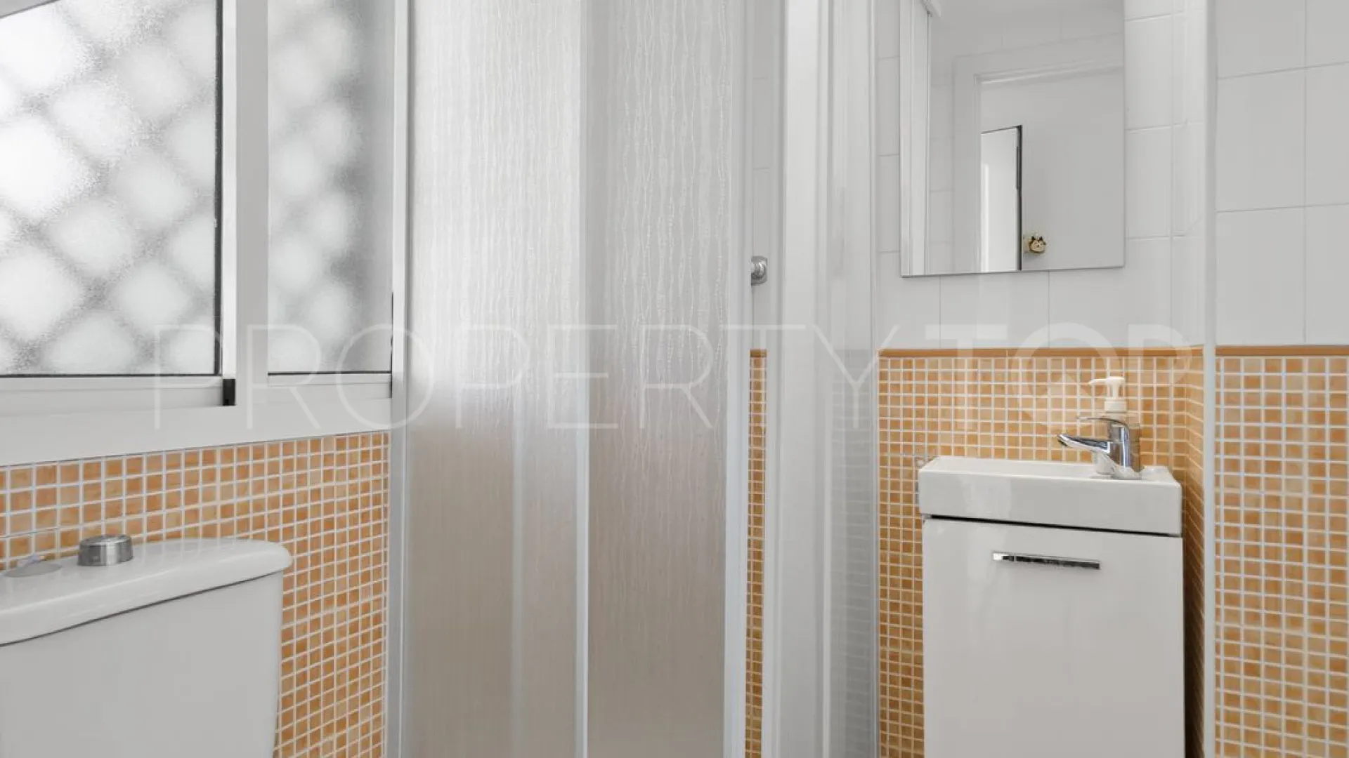 For sale Torremolinos 4 bedrooms town house