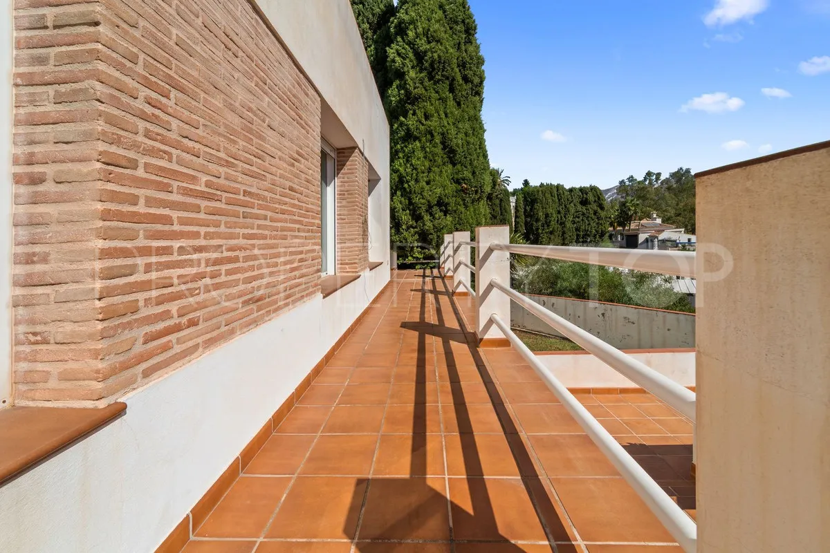 Villa en venta en Mijas con 7 dormitorios