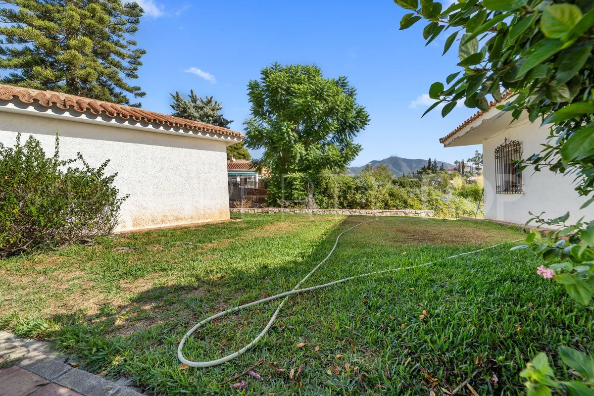 Villa en venta en Mijas con 7 dormitorios