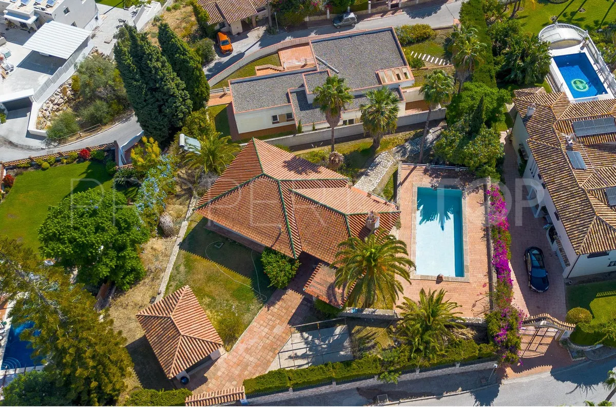 Villa en venta en Mijas con 7 dormitorios