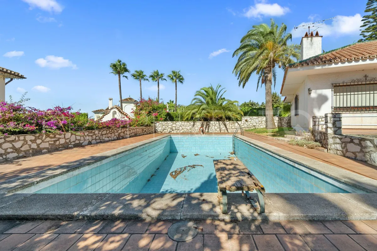 Villa en venta en Mijas con 7 dormitorios